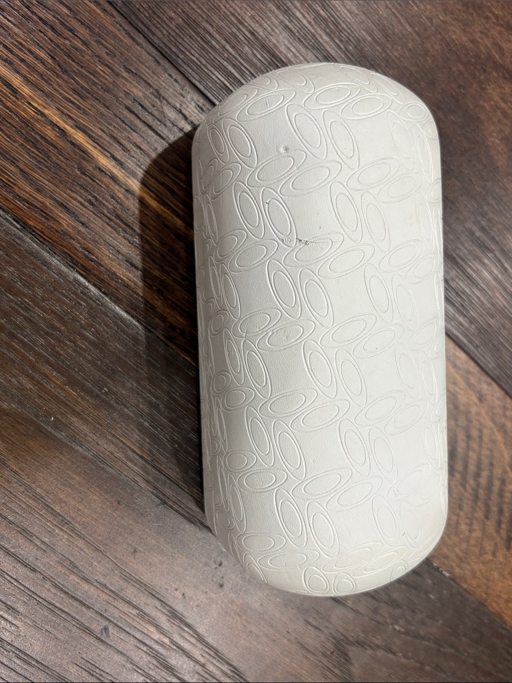Oakley White Hard Shell Sunglasses Case - Embossed Oval Logo Design